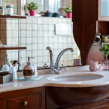 Il Gelso Nero Nocleg ze śniadaniem 3*