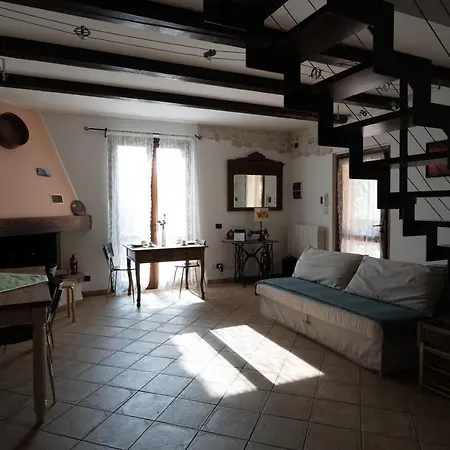 Il Gelso Nero Nocleg ze śniadaniem 3*